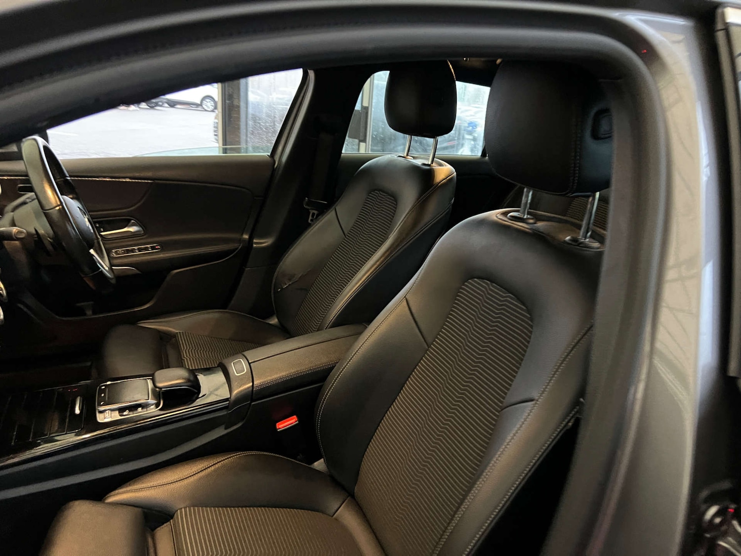 Used Mercedes-Benz A-Class 2018 for sale - 76591663: Photo 27