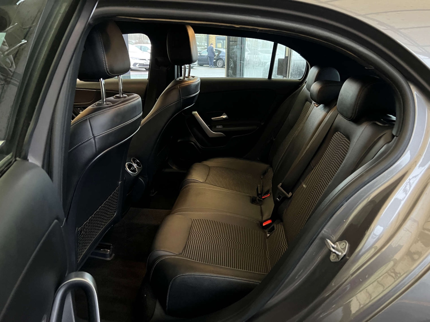 Used Mercedes-Benz A-Class 2018 for sale - 76591663: Photo 29