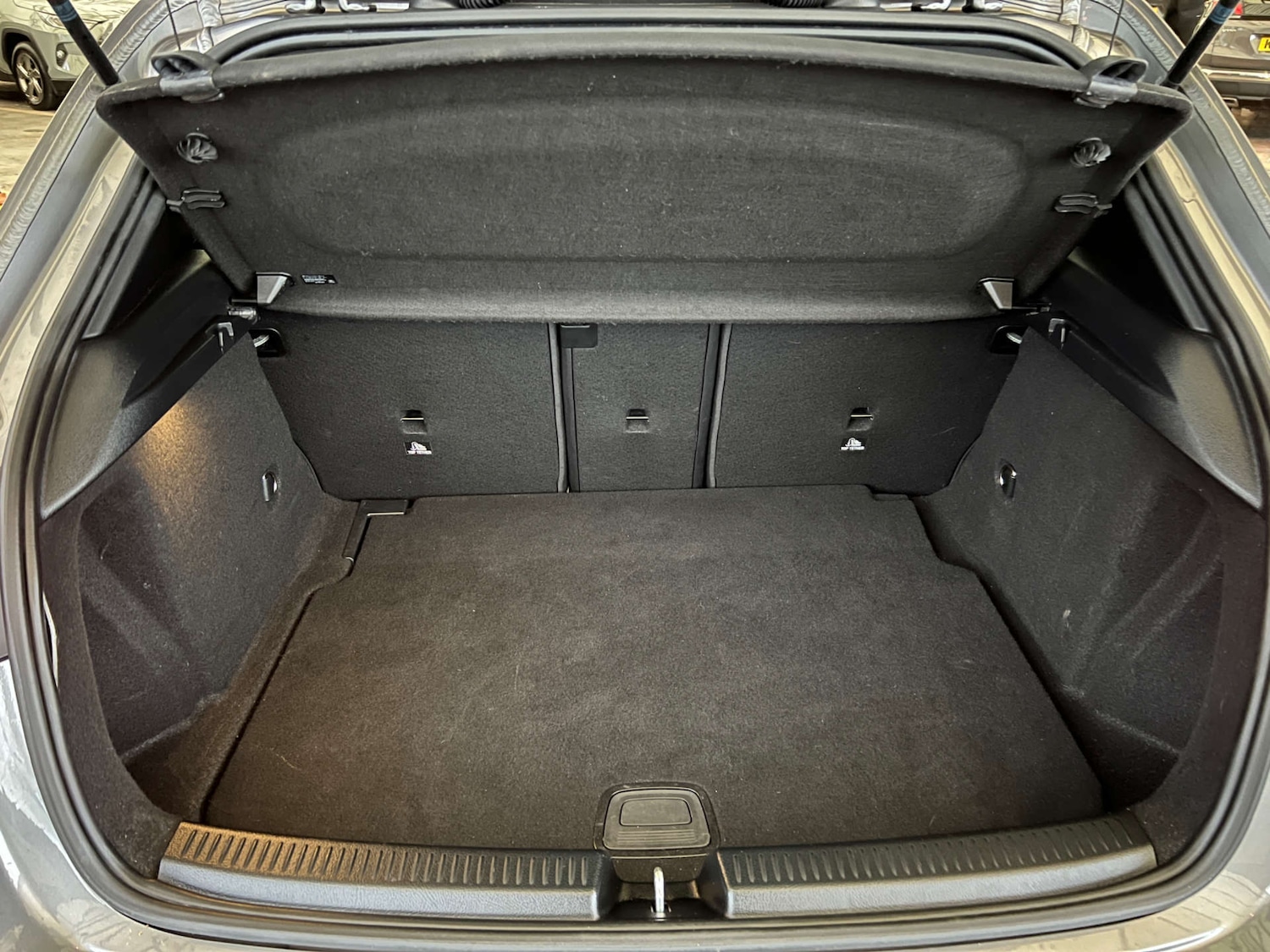 Used Mercedes-Benz A-Class 2018 for sale - 76591663: Photo 31