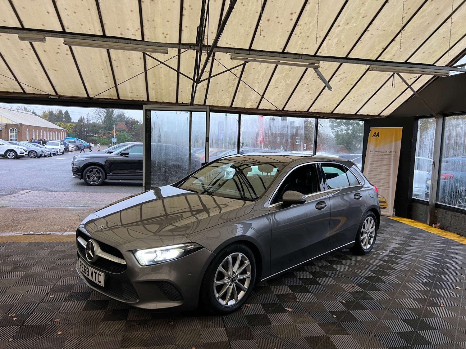 Used Mercedes-Benz A-Class 2018 for sale - 76591663: Photo 4