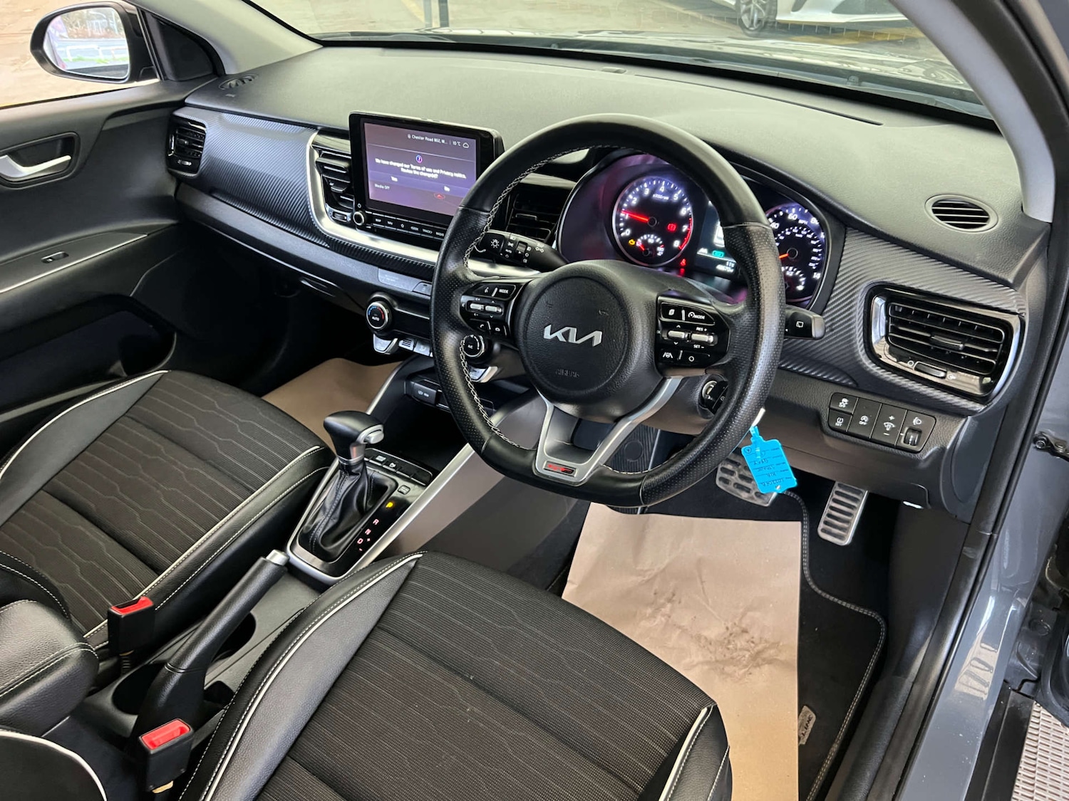 Used Kia Stonic 2022 for sale - 76363976: Photo 14