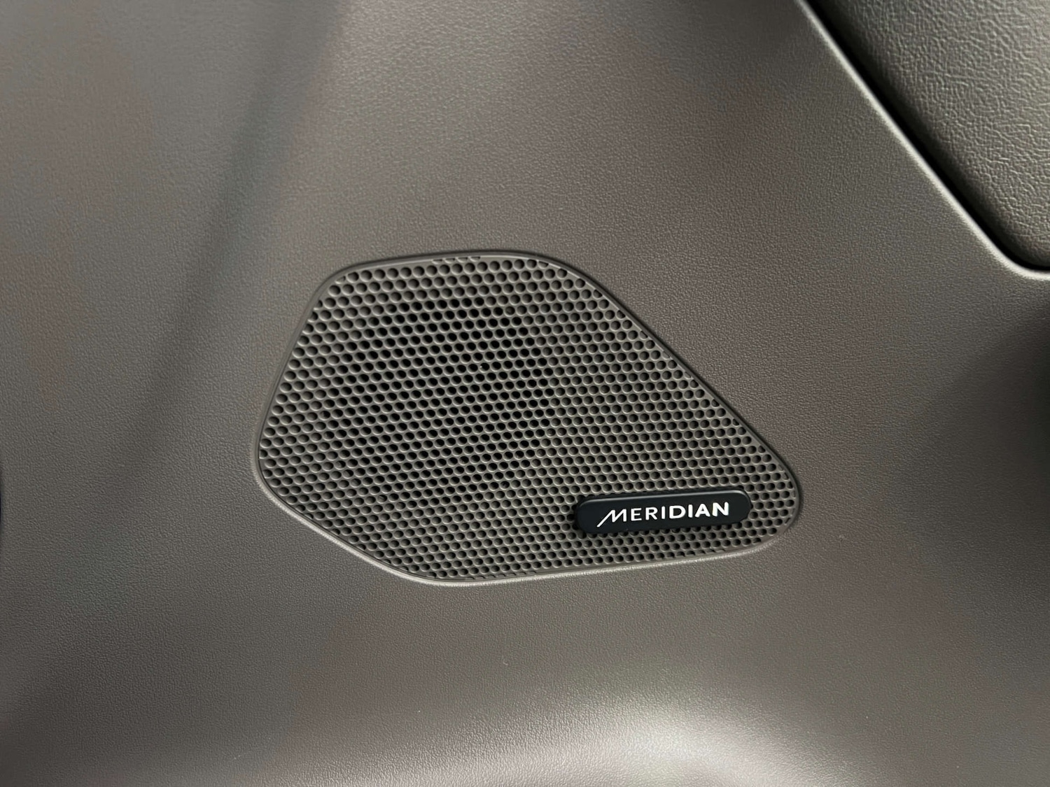 Used Jaguar F-Pace 2019 for sale - 77349824: Photo 17