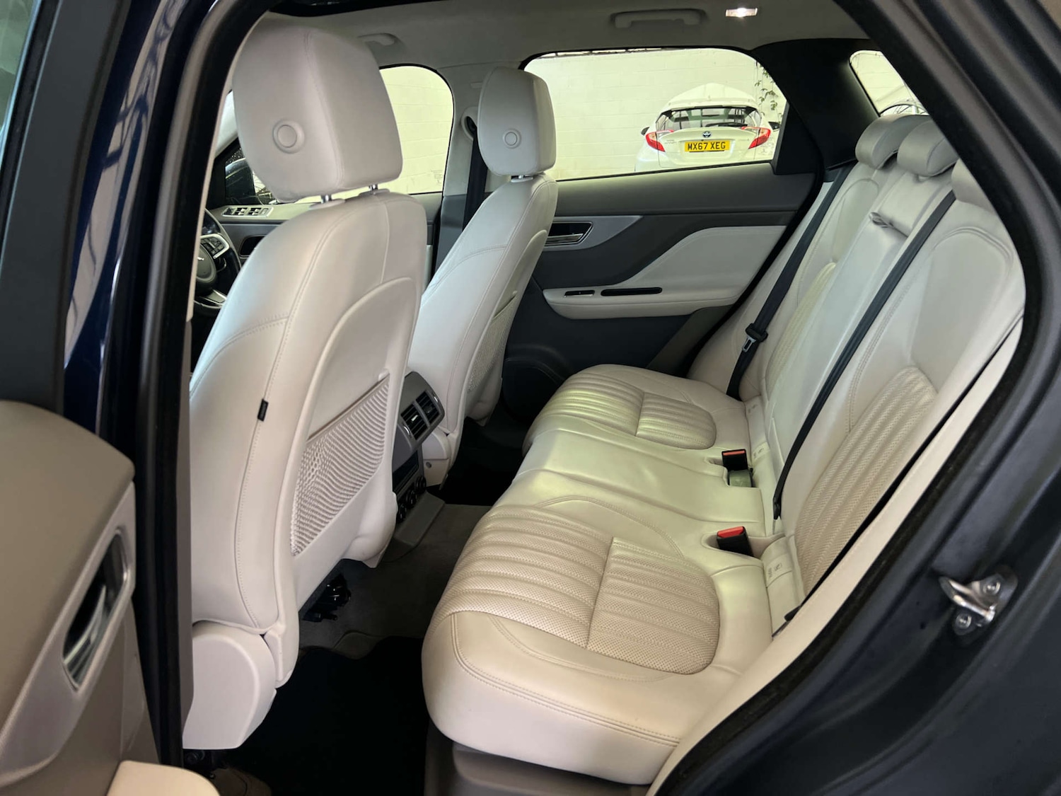 Used Jaguar F-Pace 2019 for sale - 77349824: Photo 27