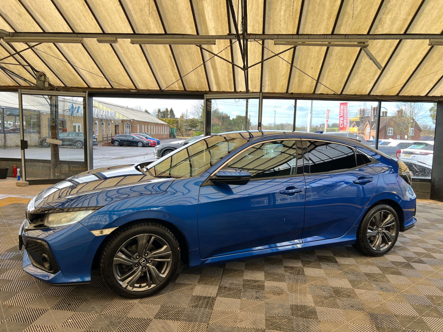 Used Honda Civic 2018 for sale - 77888836: Photo 5