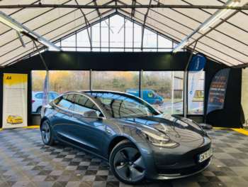 2020 - Model 3 Long Range AWD 4WD 4dr