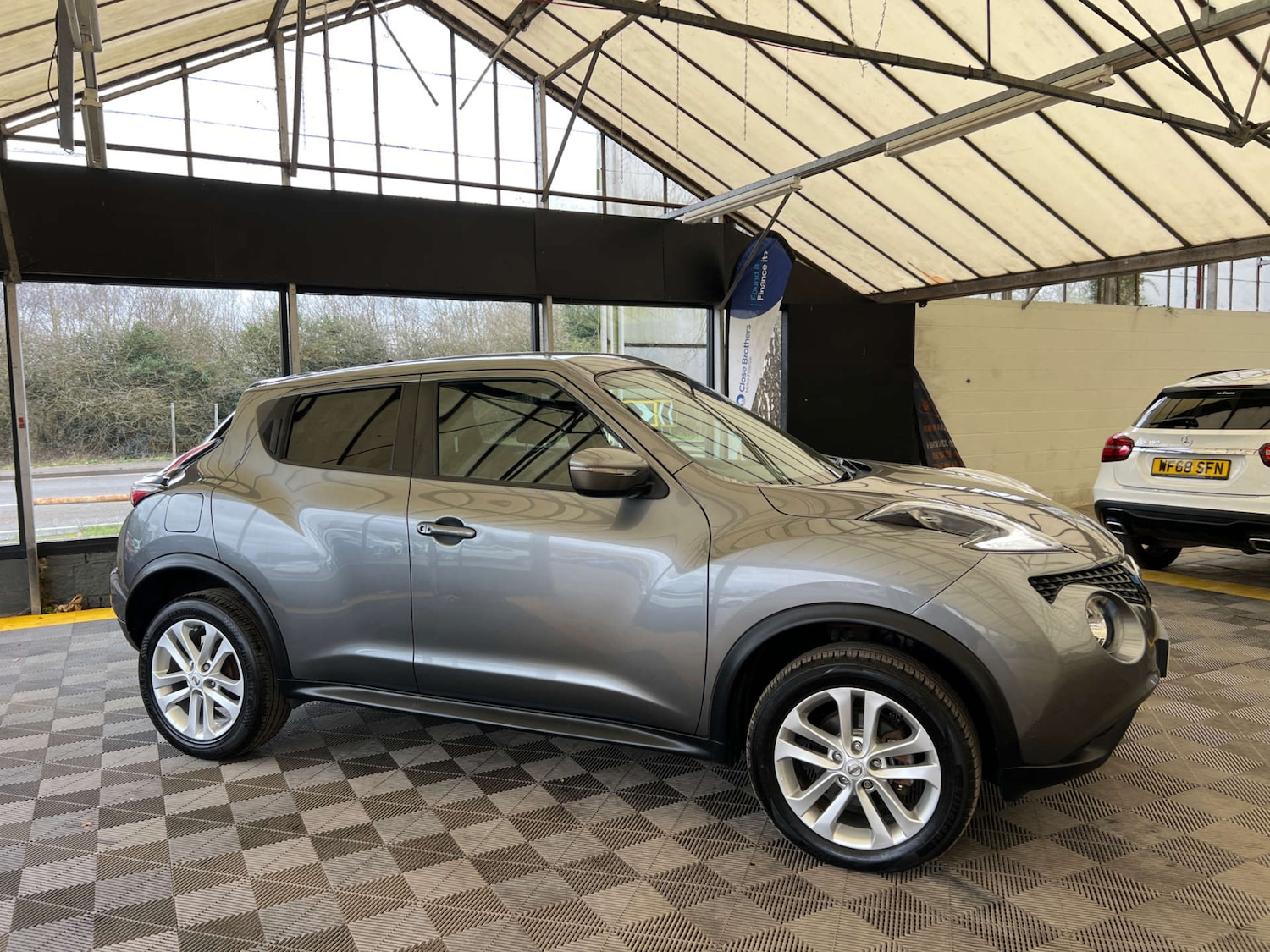 Used Nissan Juke 2016 for sale - 77688303: Photo 3