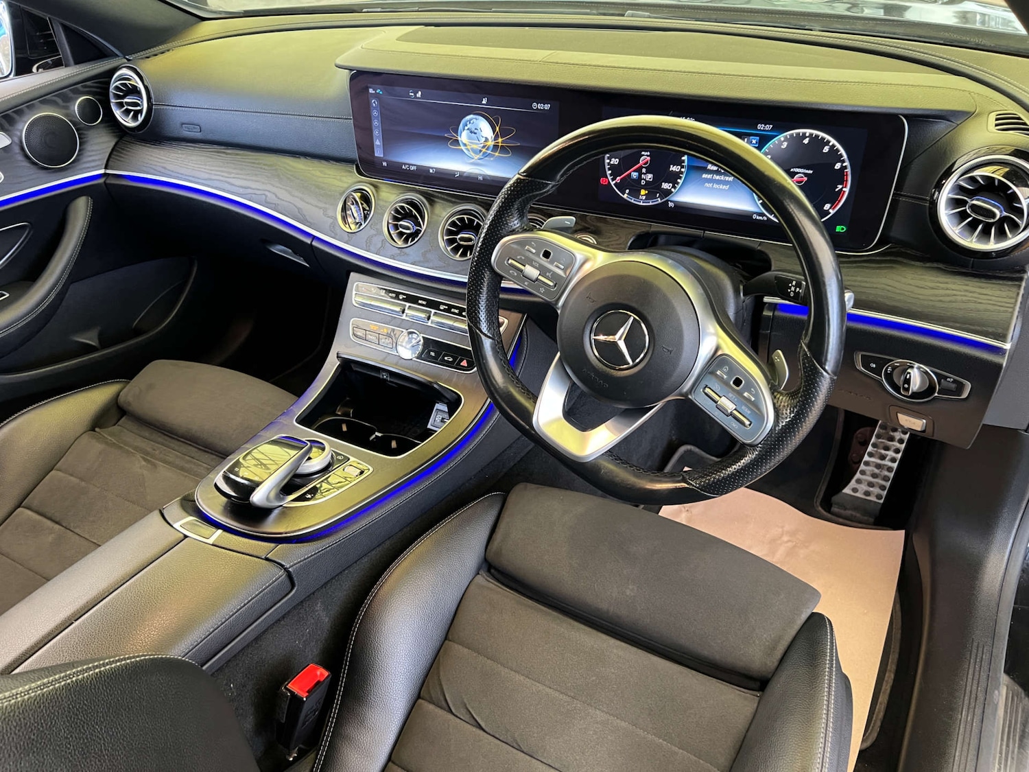 Used Mercedes-Benz E Class 2020 for sale - 76437888: Photo 11