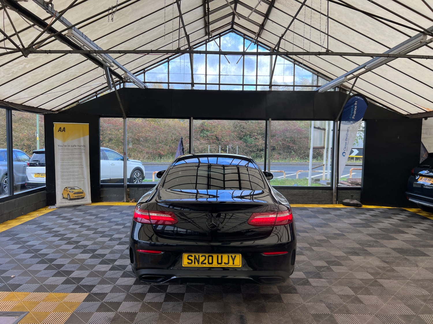 Used Mercedes-Benz E Class 2020 for sale - 76437888: Photo 6