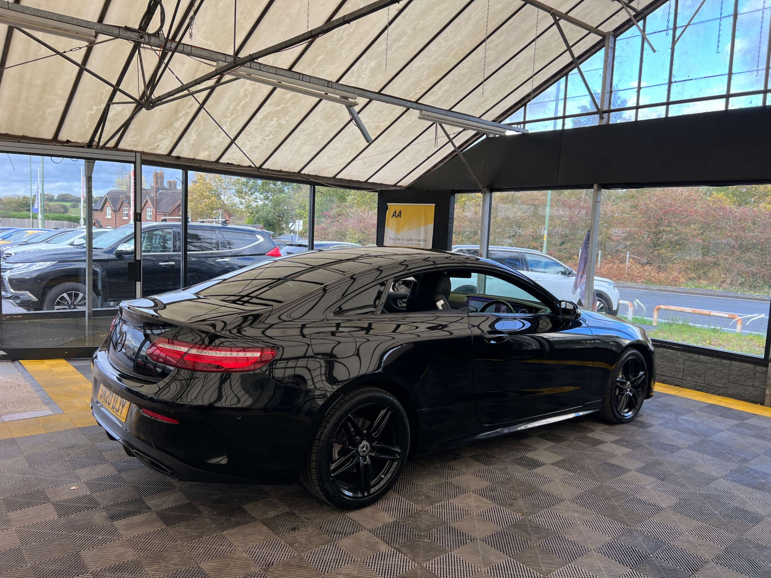 Used Mercedes-Benz E Class 2020 for sale - 76437888: Photo 7