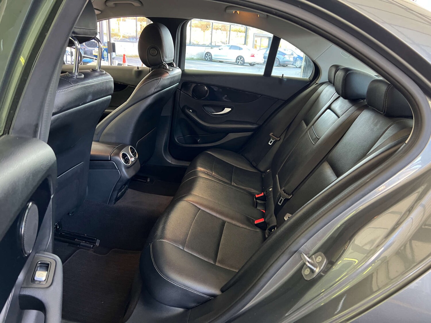 Used Mercedes-Benz C Class 2019 for sale - 76910568: Photo 28