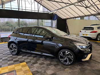 Used Renault Clio 2023 for sale - 77523143: Photo