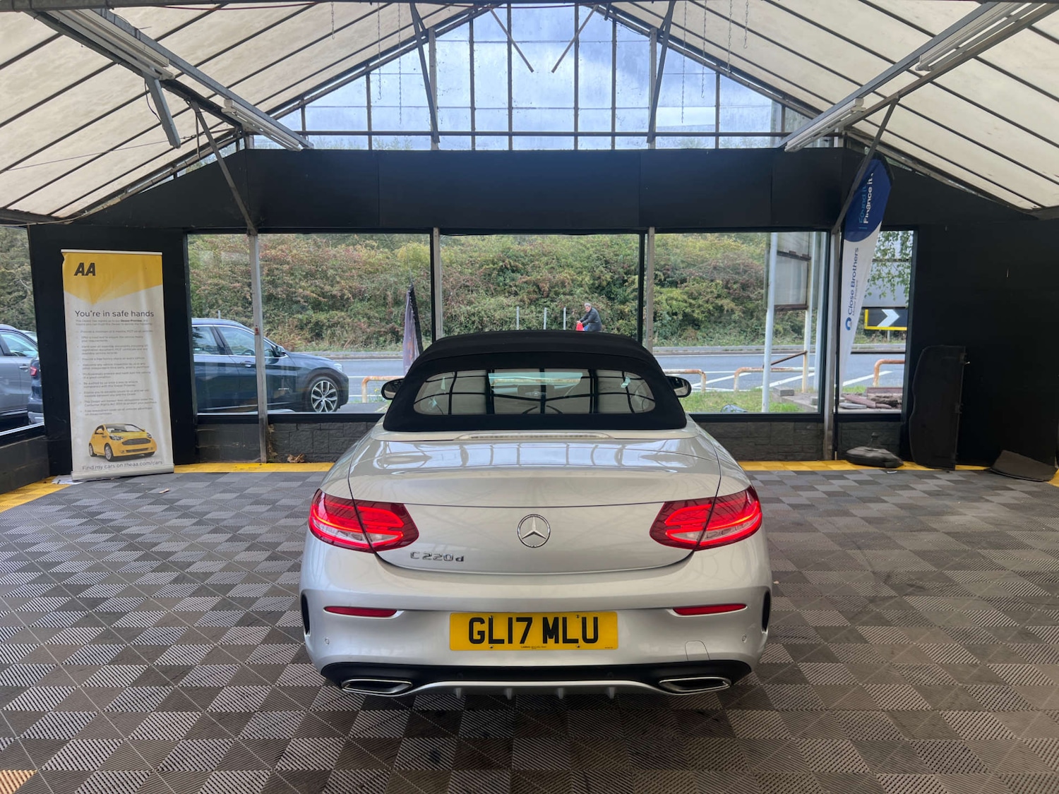 Used Mercedes-Benz C Class 2017 for sale - 76601515: Photo 15