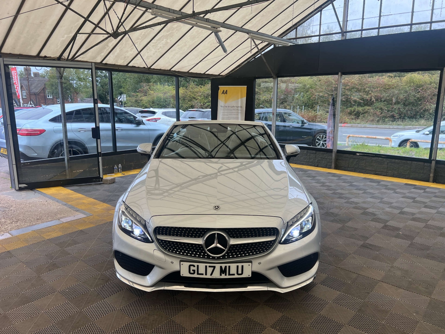 Used Mercedes-Benz C Class 2017 for sale - 76601515: Photo 4