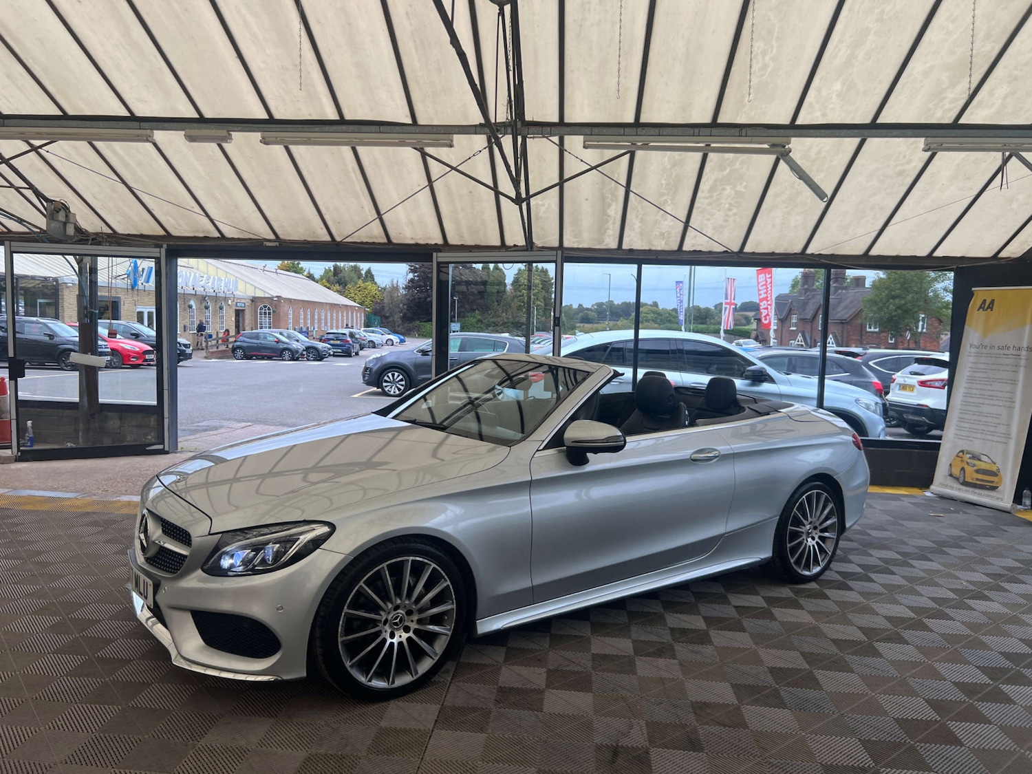 Used Mercedes-Benz C Class 2017 for sale - 76601515: Photo 7