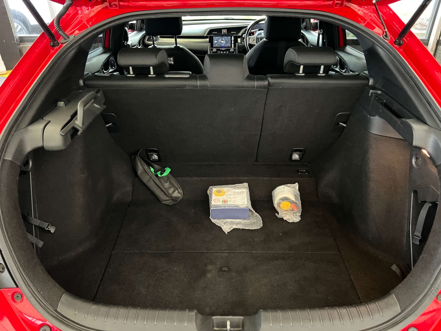 Used Honda Civic 2019 for sale - 76969198: Photo 30