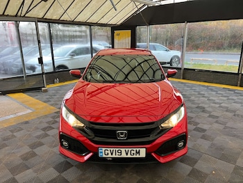 Used Honda Civic 2019 for sale - 76969198: Photo