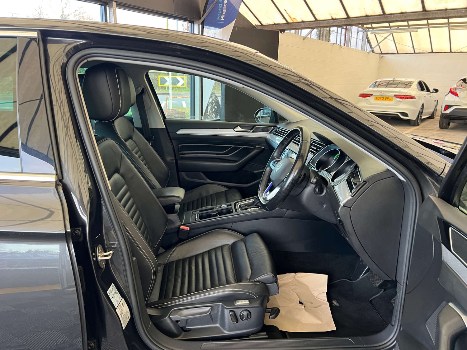 Used Volkswagen Passat 2021 for sale - 76971054: Photo 8