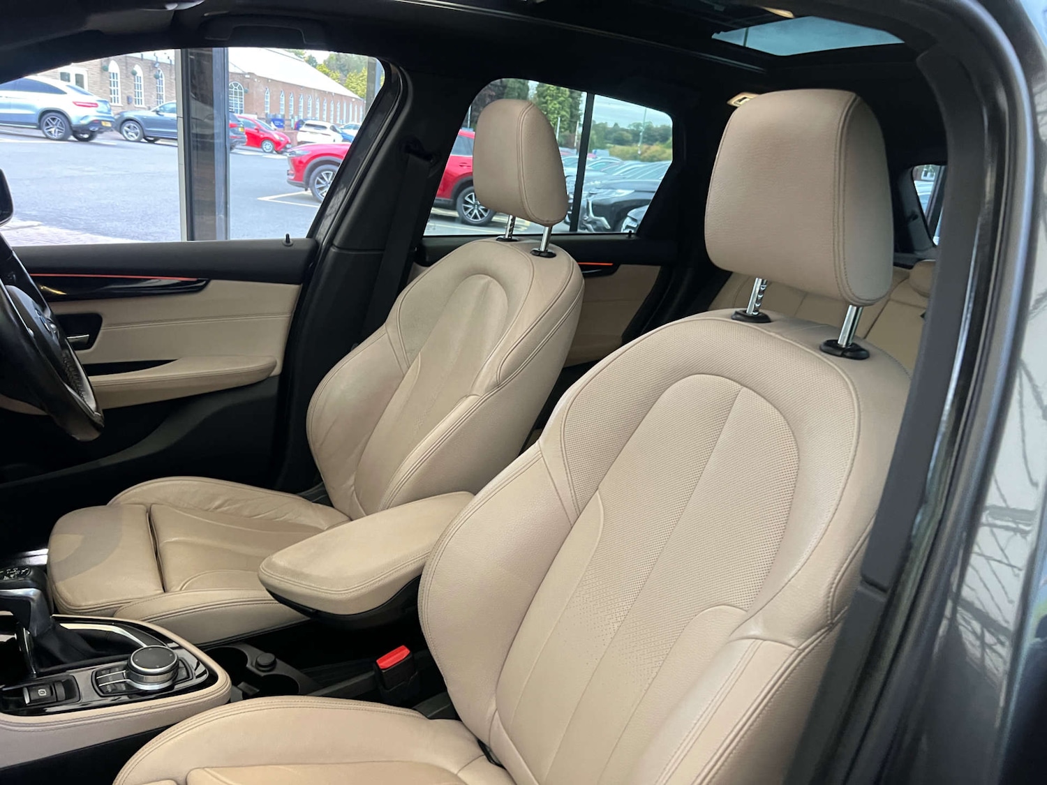 Used BMW 2 Series 2017 for sale - 76601864: Photo 2