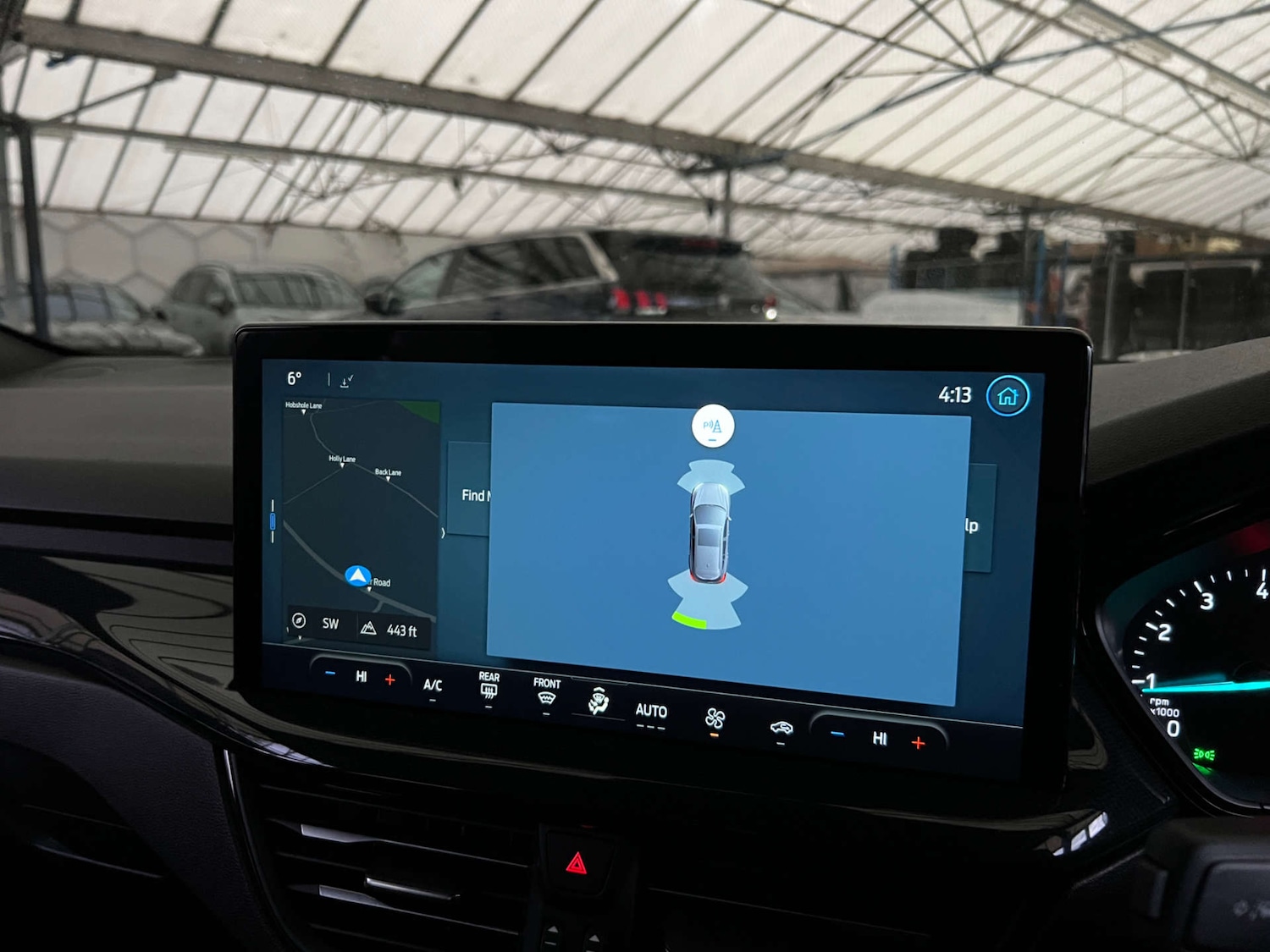 Used Ford Focus 2023 for sale - 76687504: Photo 23