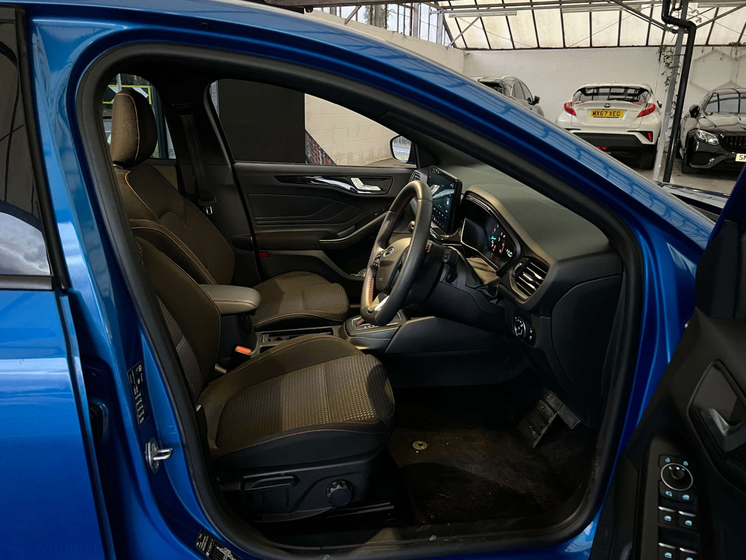 Used Ford Focus 2023 for sale - 76687504: Photo 9