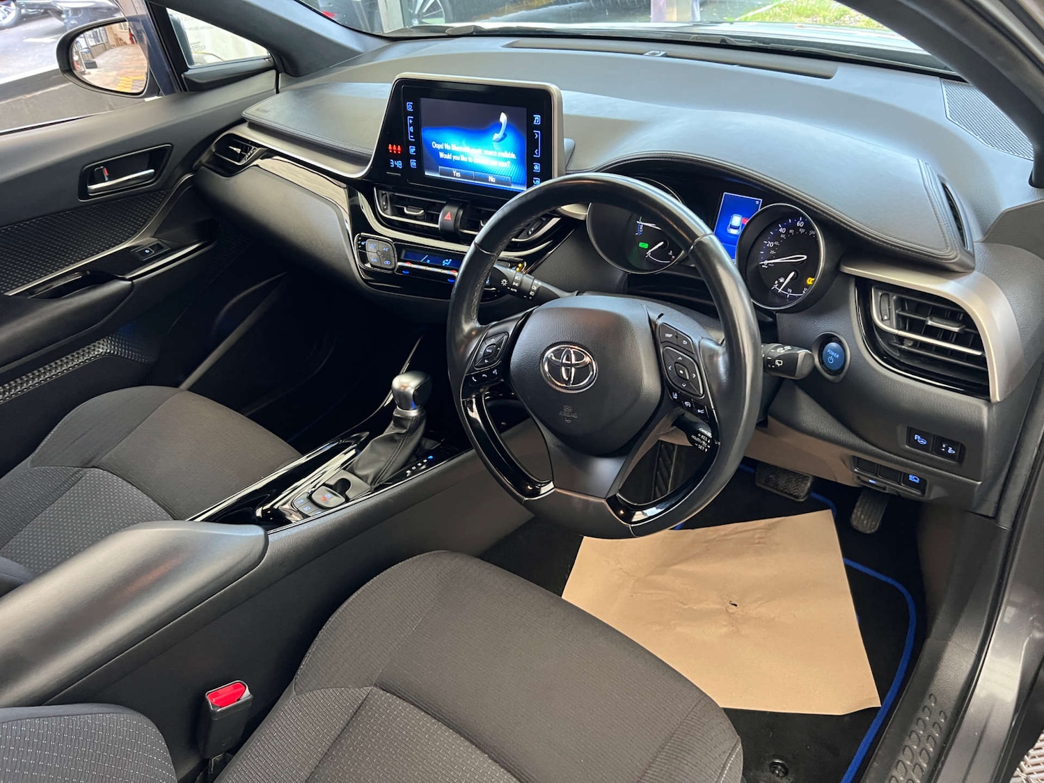 Used Toyota C-HR 2019 for sale - 76483230: Photo 12