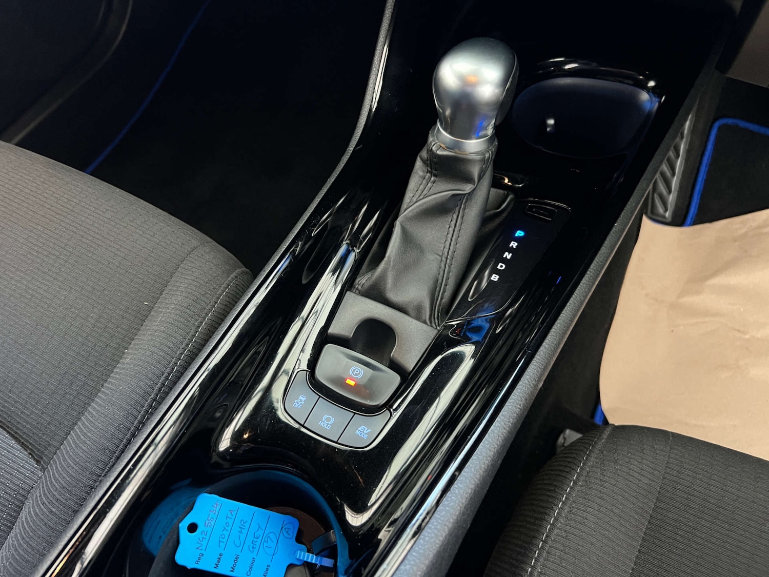 Used Toyota C-HR 2019 for sale - 76483230: Photo 19