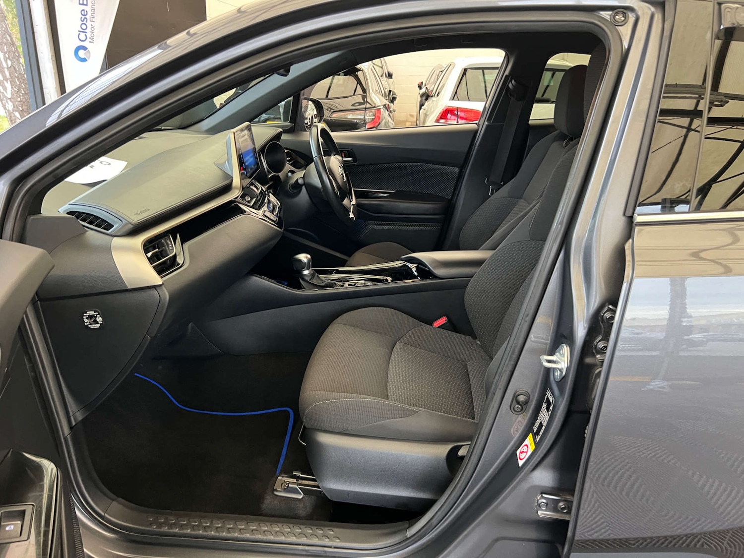 Used Toyota C-HR 2019 for sale - 76483230: Photo 23