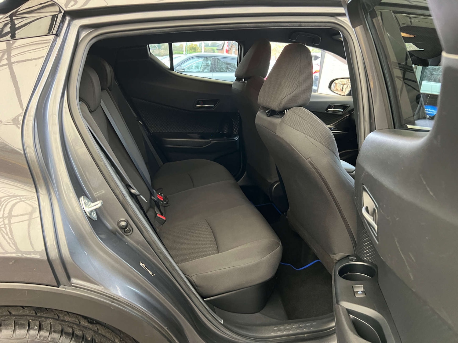 Used Toyota C-HR 2019 for sale - 76483230: Photo 26