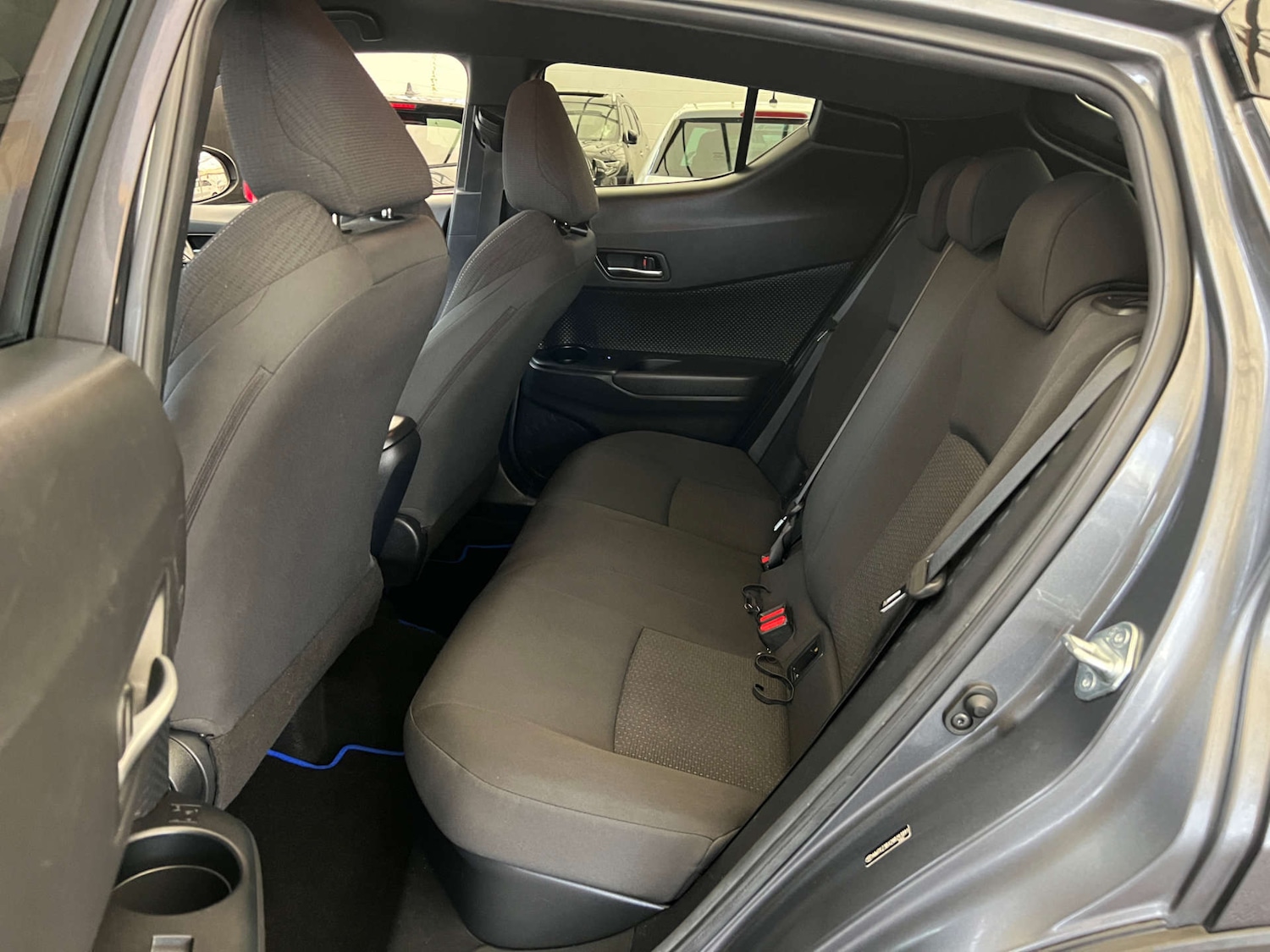 Used Toyota C-HR 2019 for sale - 76483230: Photo 28