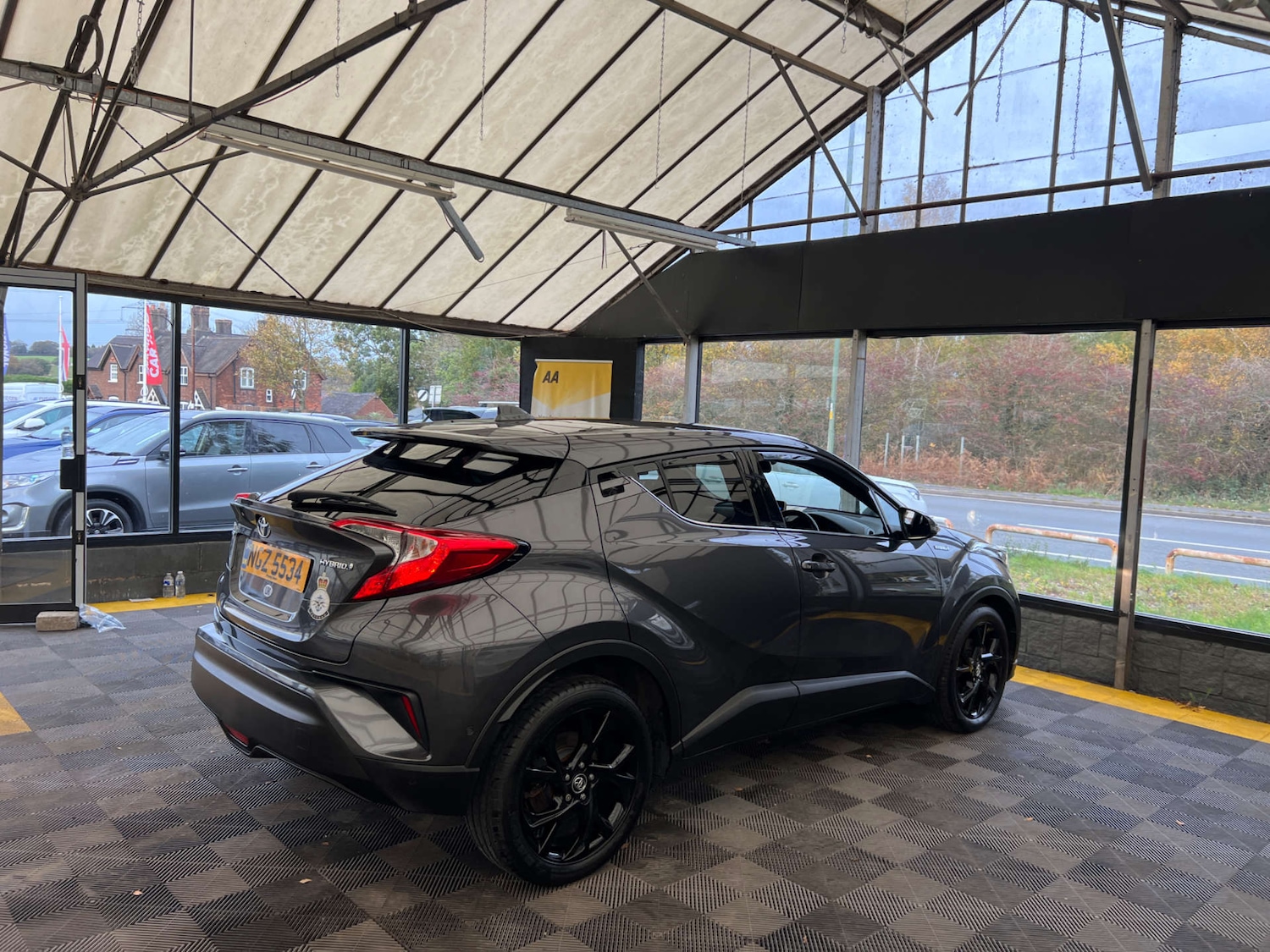Used Toyota C-HR 2019 for sale - 76483230: Photo 8