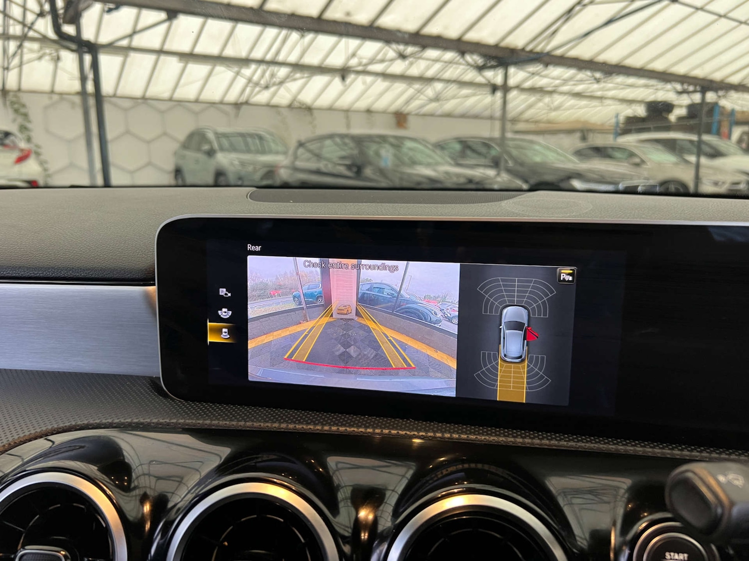 Used Mercedes-Benz A-Class 2018 for sale - 76734386: Photo 23