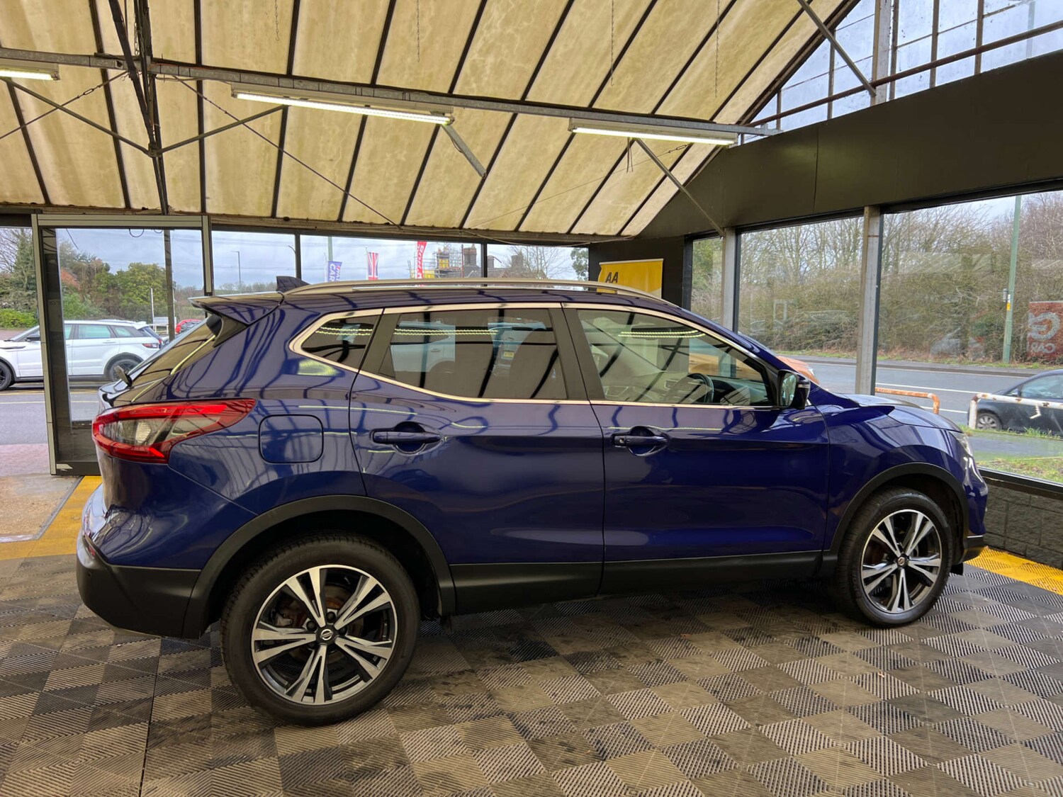 Used Nissan Qashqai 2017 for sale - 77523095: Photo 9