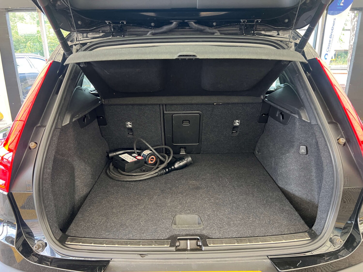 Vehicle 28