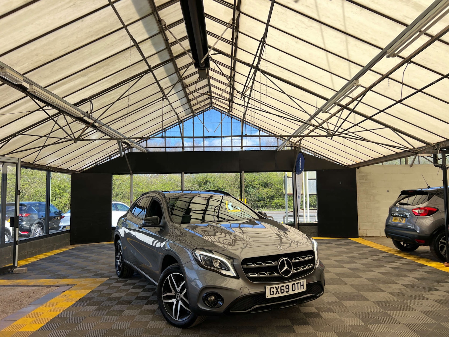 Used Mercedes-Benz GLA 2019 for sale - 78125398: Photo 1
