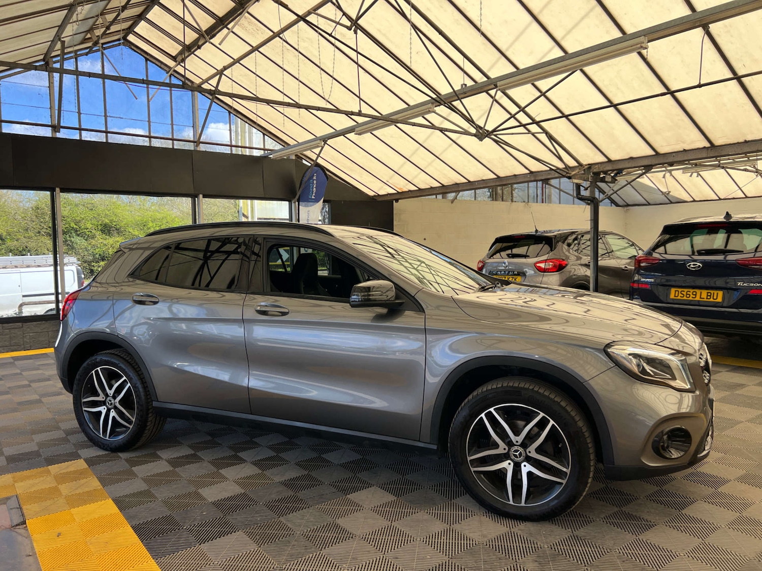 Used Mercedes-Benz GLA 2019 for sale - 78125398: Photo 3