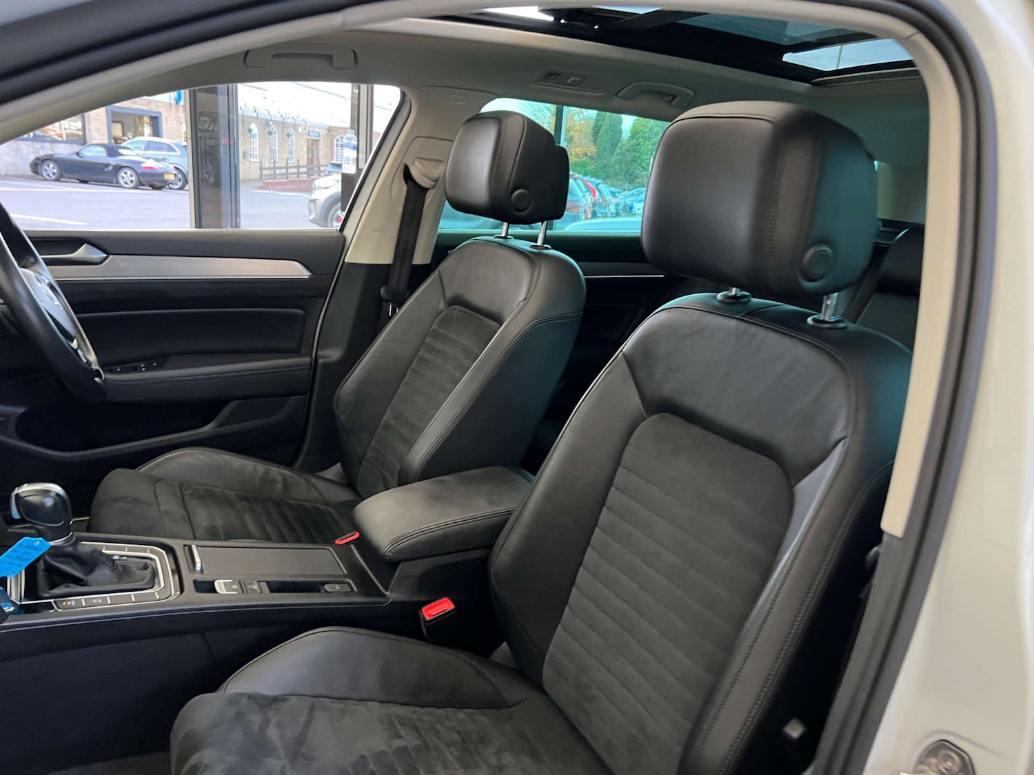 Used Volkswagen Passat 2019 for sale - 76483210: Photo 23