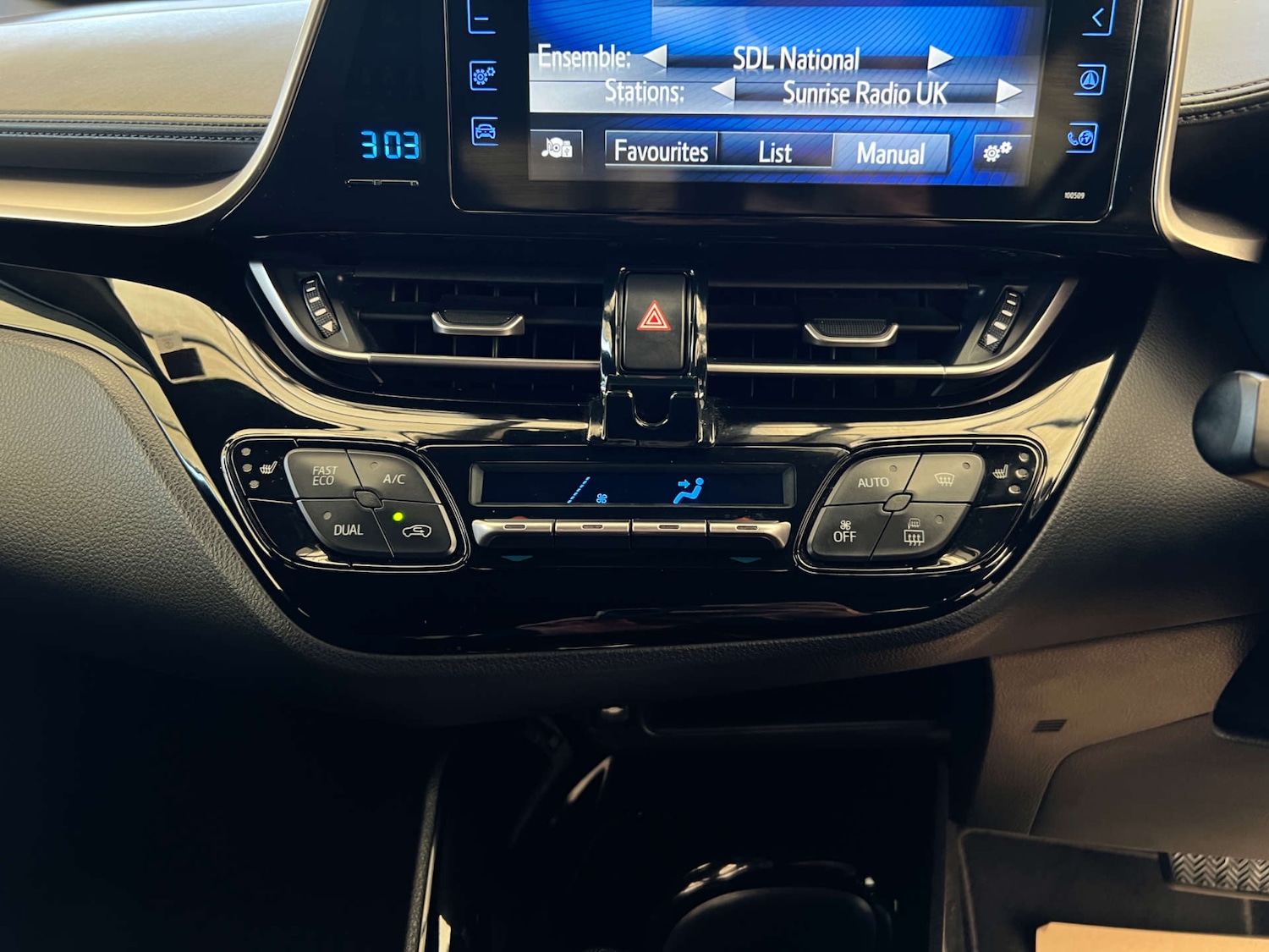 Used Toyota C-HR 2019 for sale - 78146003: Photo 23