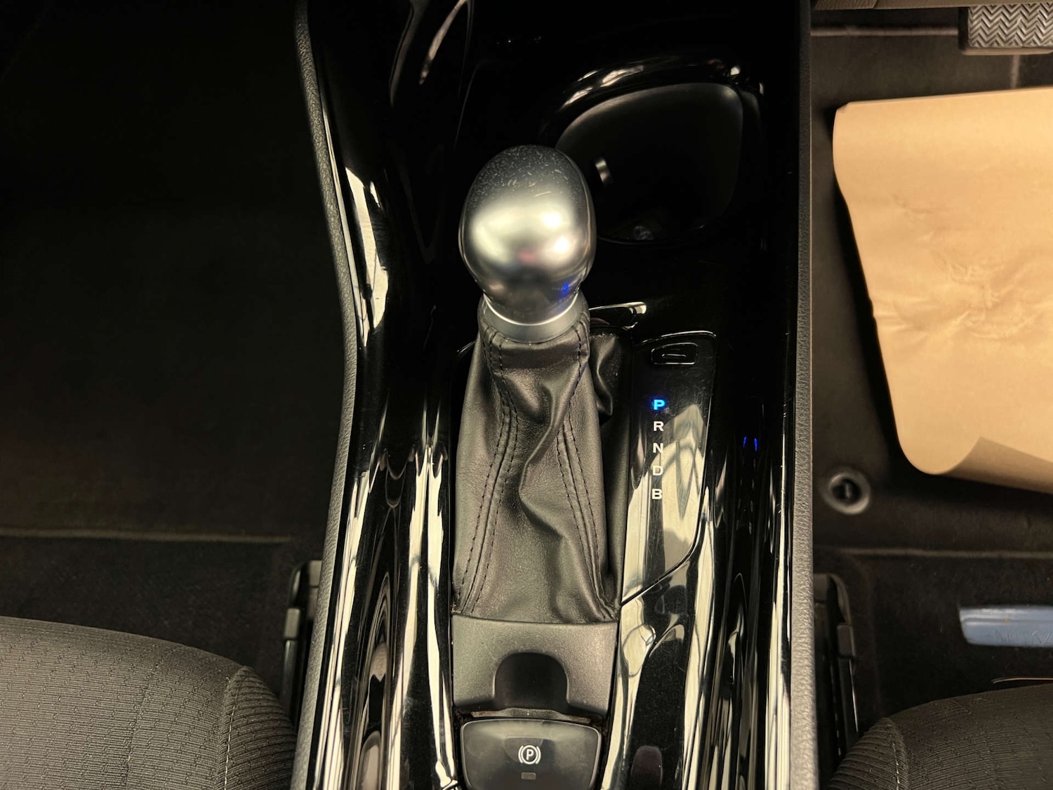 Used Toyota C-HR 2019 for sale - 78146003: Photo 24