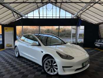 2021 - Model 3 Long Range AWD 4WD 4dr