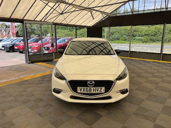 Used Mazda Mazda3 2019 for sale - 79111380: Photo