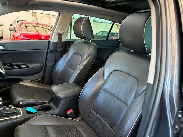 Used Kia Sportage 2018 for sale - 76035990: Photo 28