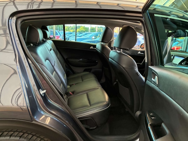 Used Kia Sportage 2018 for sale - 76035990: Photo 32