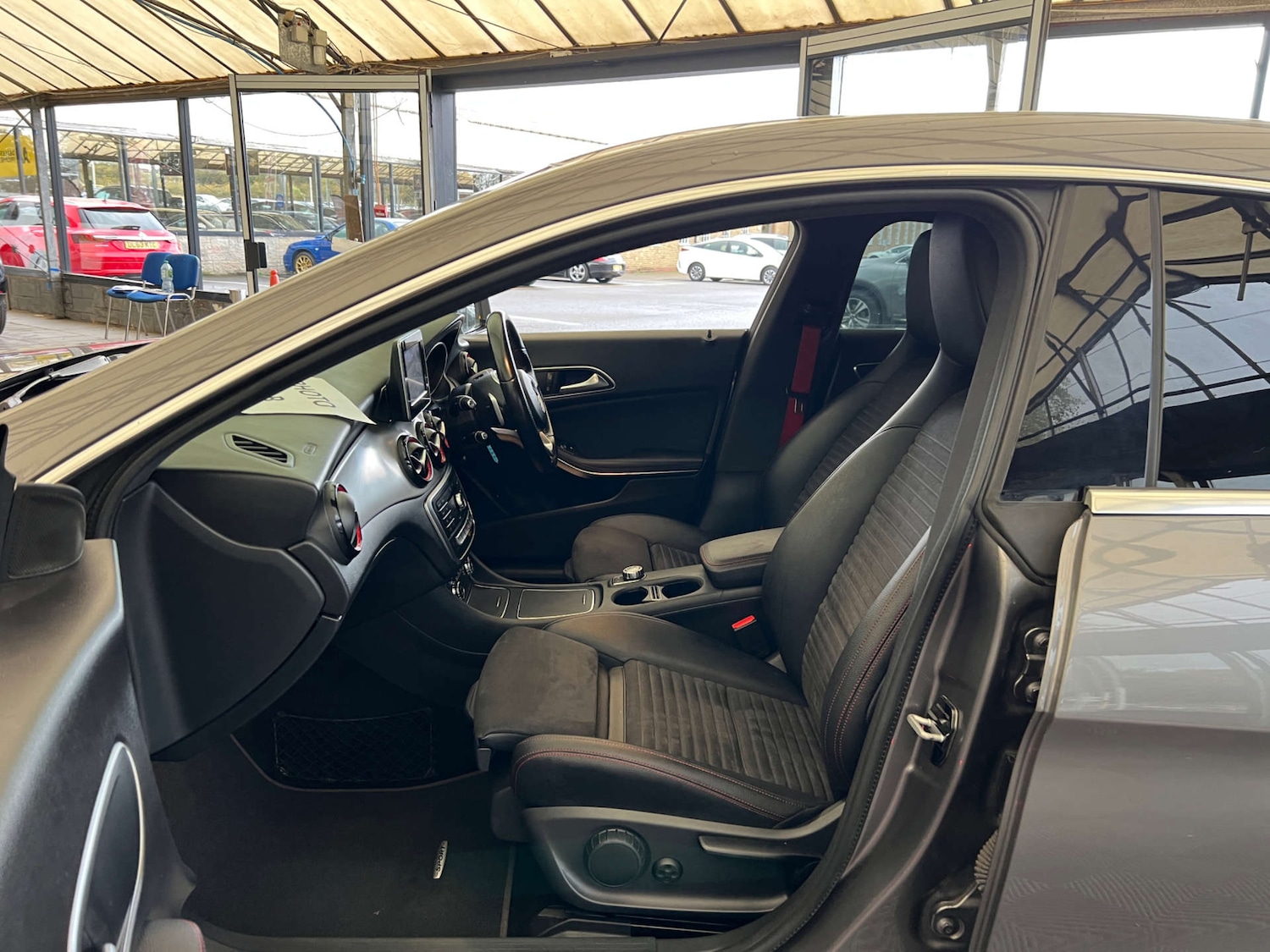 Used Mercedes-Benz CLA 2016 for sale - 76412607: Photo 23