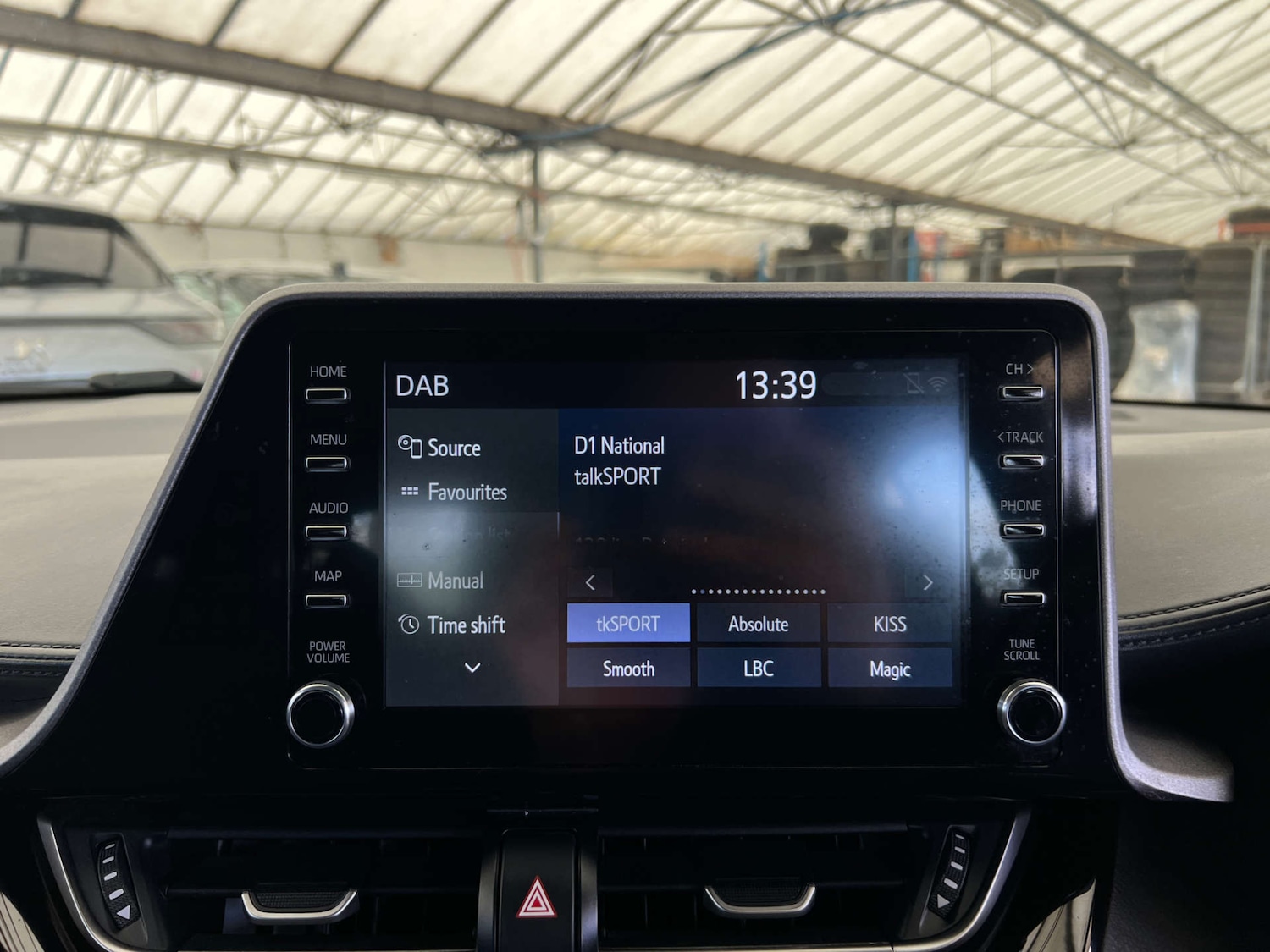 Used Toyota C-HR 2020 for sale - 78070963: Photo 17