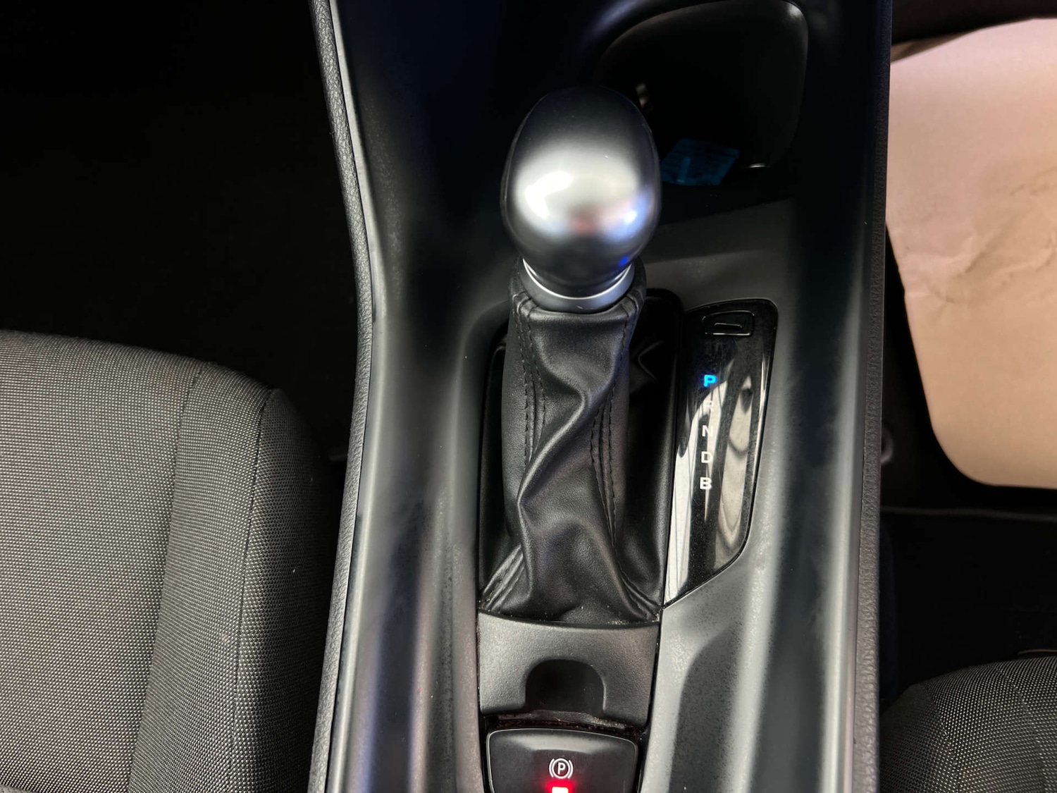 Used Toyota C-HR 2020 for sale - 78070963: Photo 21