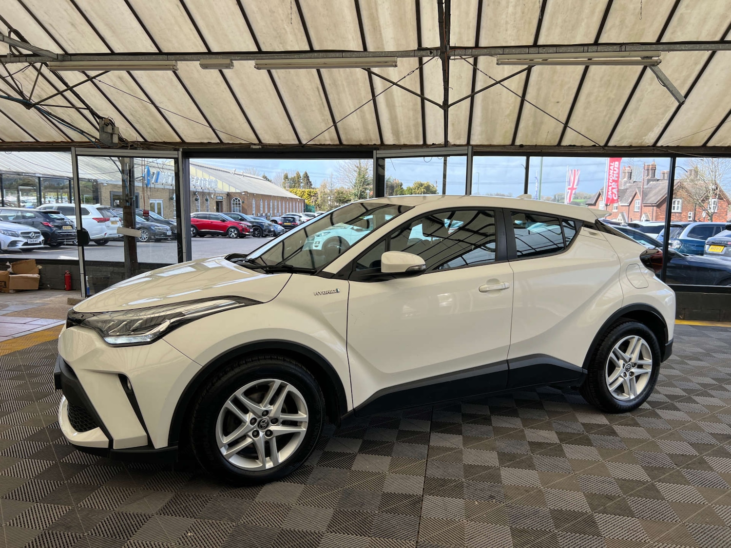 Used Toyota C-HR 2020 for sale - 78070963: Photo 5