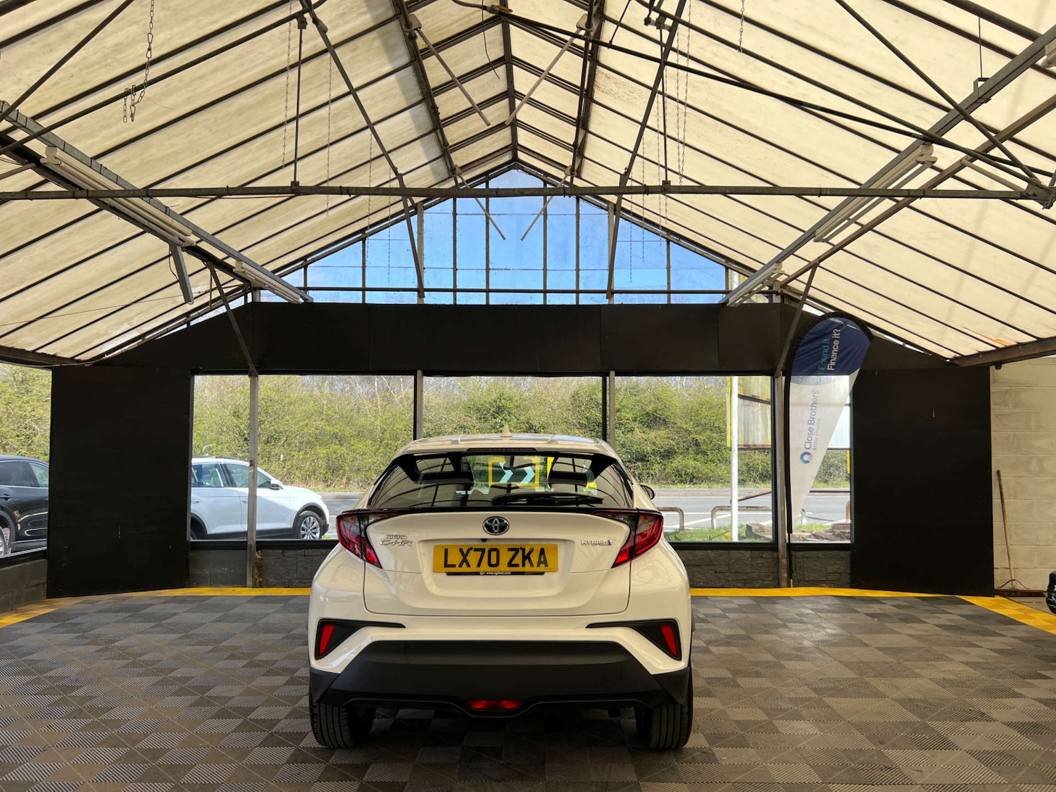 Used Toyota C-HR 2020 for sale - 78070963: Photo 8