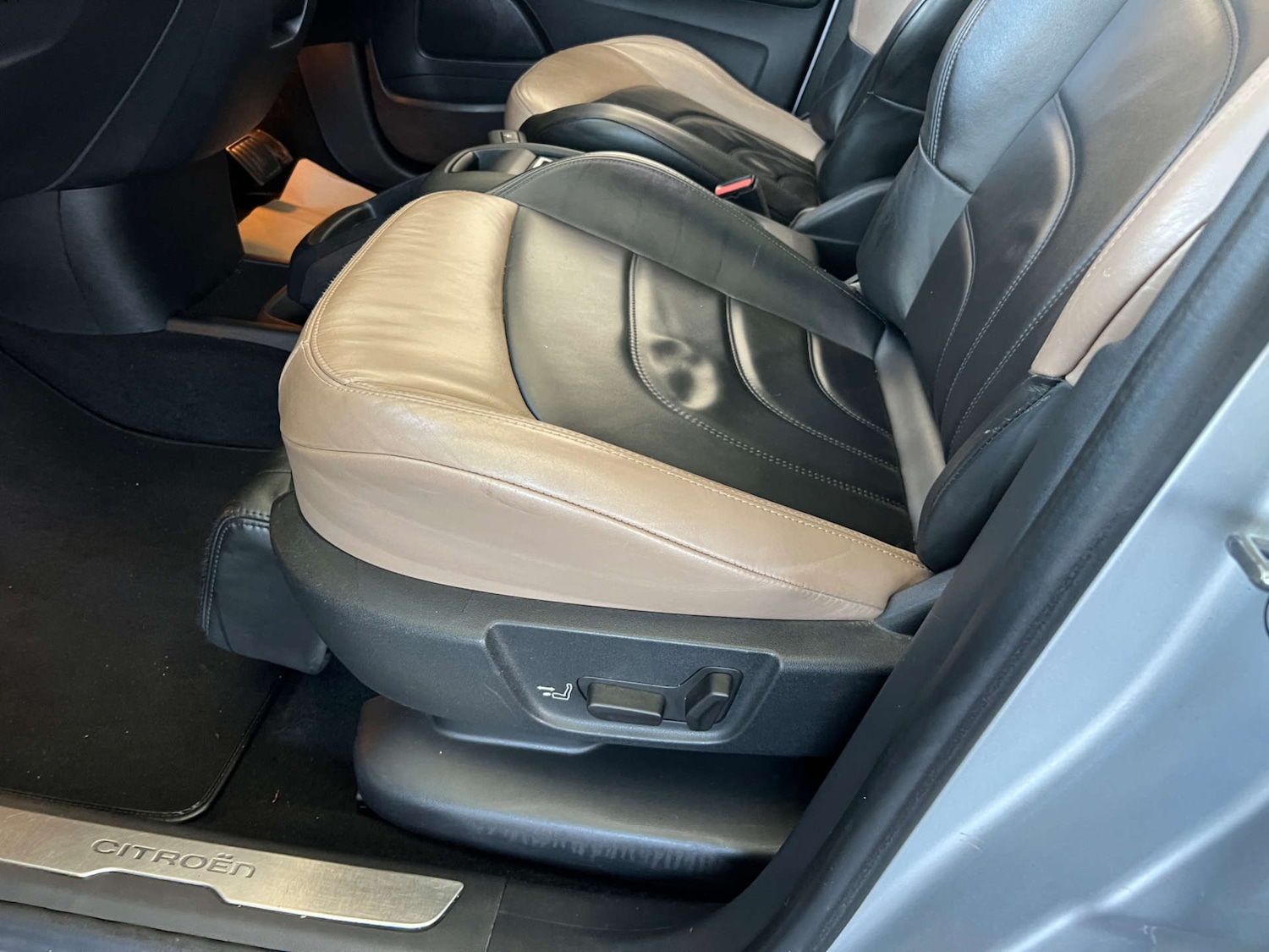 Used Citroen C4 Grand Picasso 2016 for sale - 77409764: Photo 23