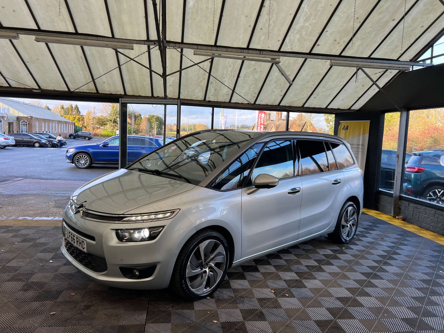 Used Citroen C4 Grand Picasso 2016 for sale - 77409764: Photo 4