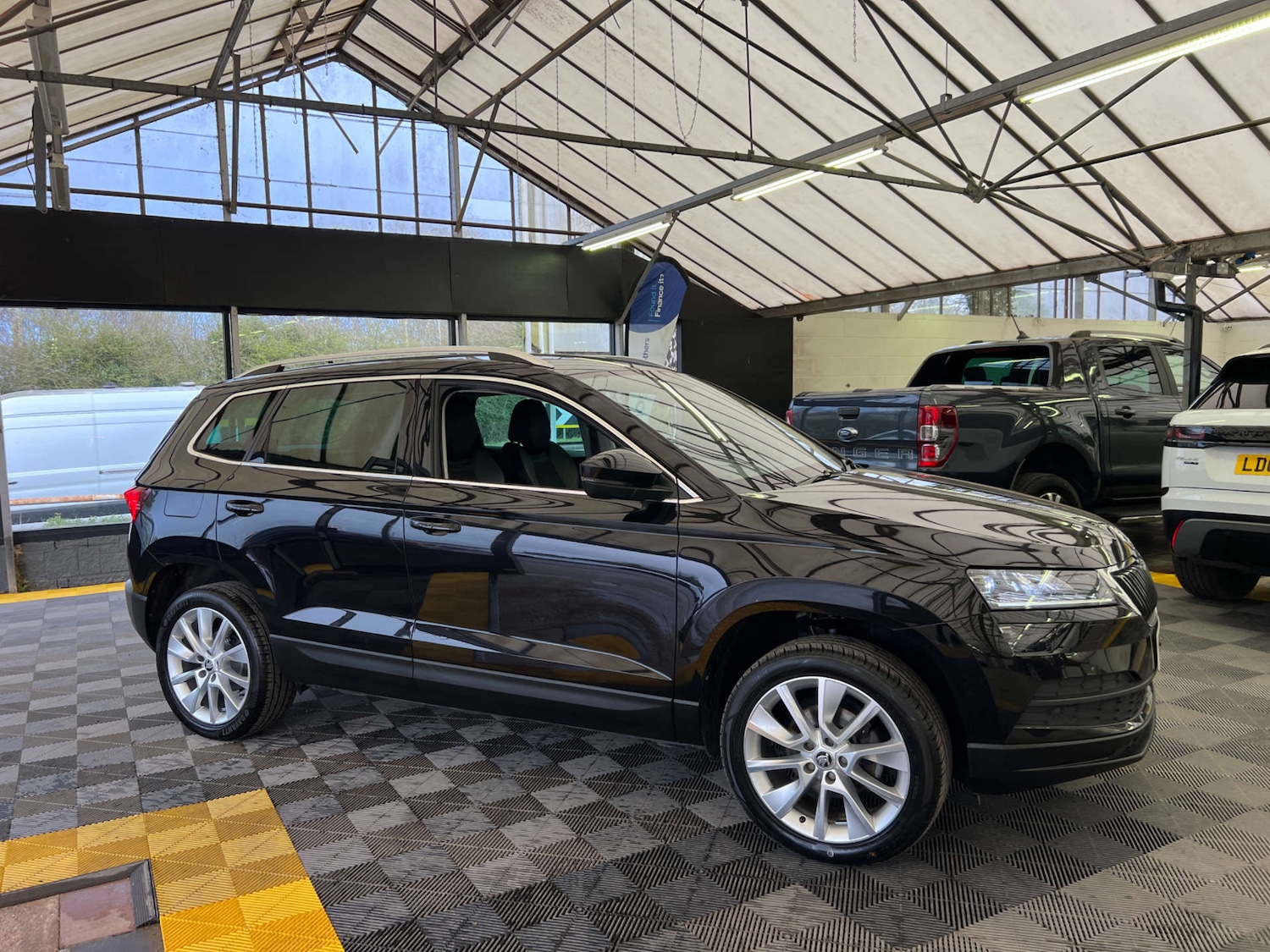 Used Skoda Karoq 2019 for sale - 78025290: Photo 3